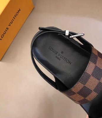 Dép Louis Vuitton nam siêu cấp sandal caro nâu DLV08