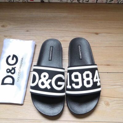 Dép nam Dolce & Gabbana siêu cấp họa tiết logo màu đen DDG10